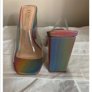 Iridescent Heelss